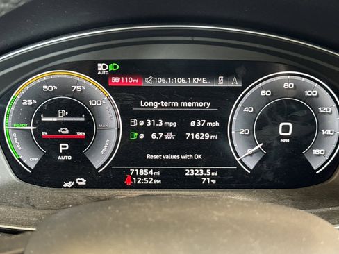 Used 2021 Audi Q5 e Prestige w/ Prestige Package image 36