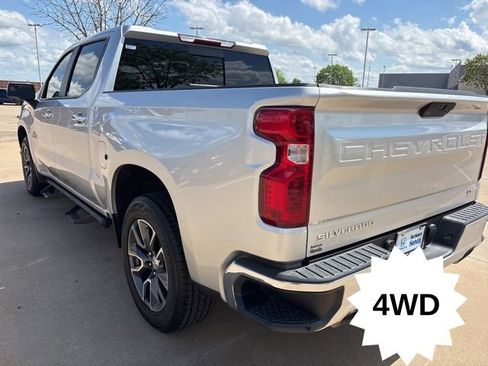 Used 2020 Chevrolet Silverado 1500 LT w/ Texas Edition image 4