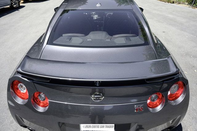 Used 2011 Nissan GT-R Premium AWD/4WD image 80