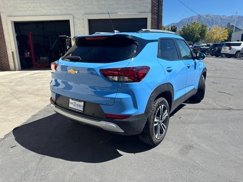 Used 2024 Chevrolet TrailBlazer LT w/ LT Cold Weather Package AWD/4WD image 8