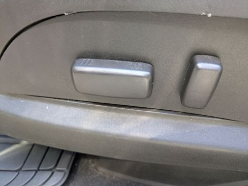 Used 2017 Buick Enclave Premium FWD image 21