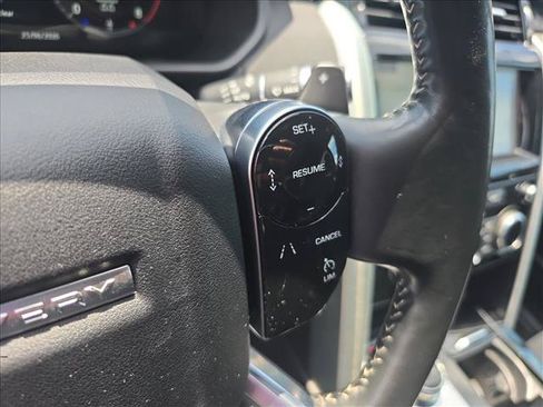 Used 2019 Land Rover Discovery HSE AWD/4WD image 19