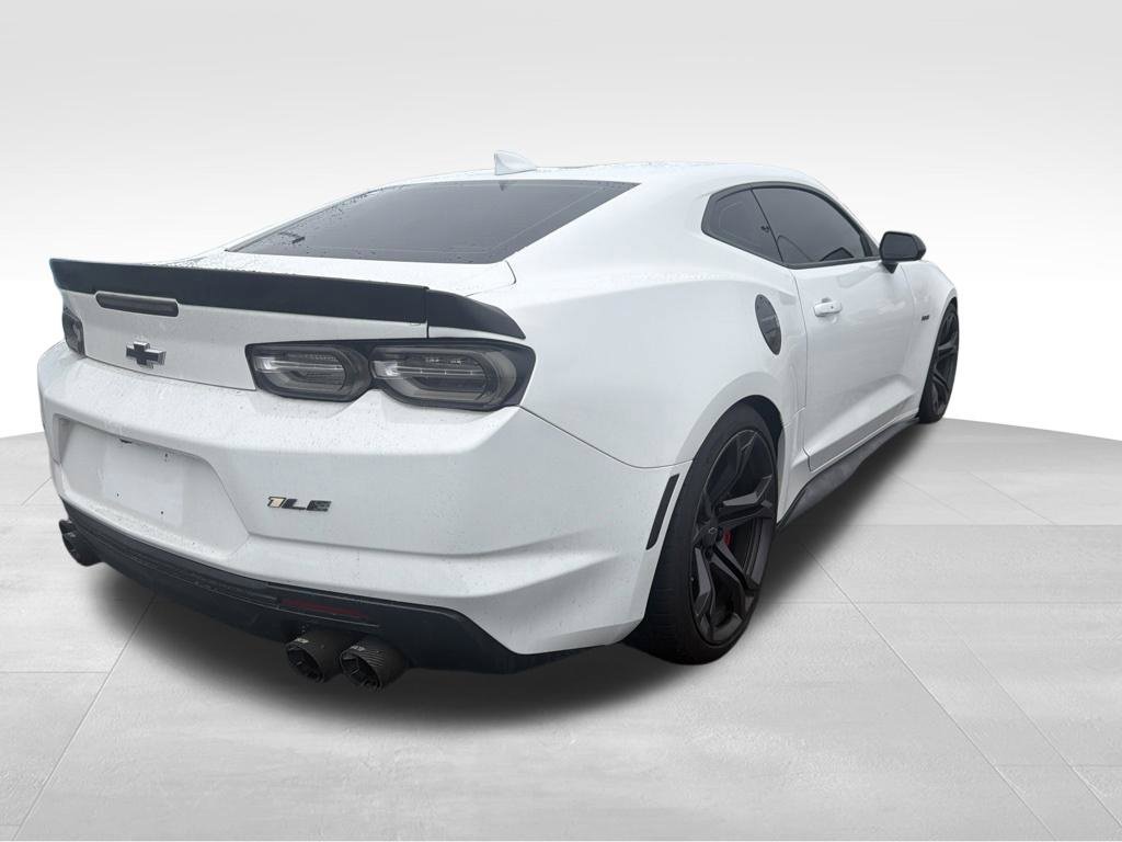 Used 2021 Chevrolet Camaro SS RWD image 26
