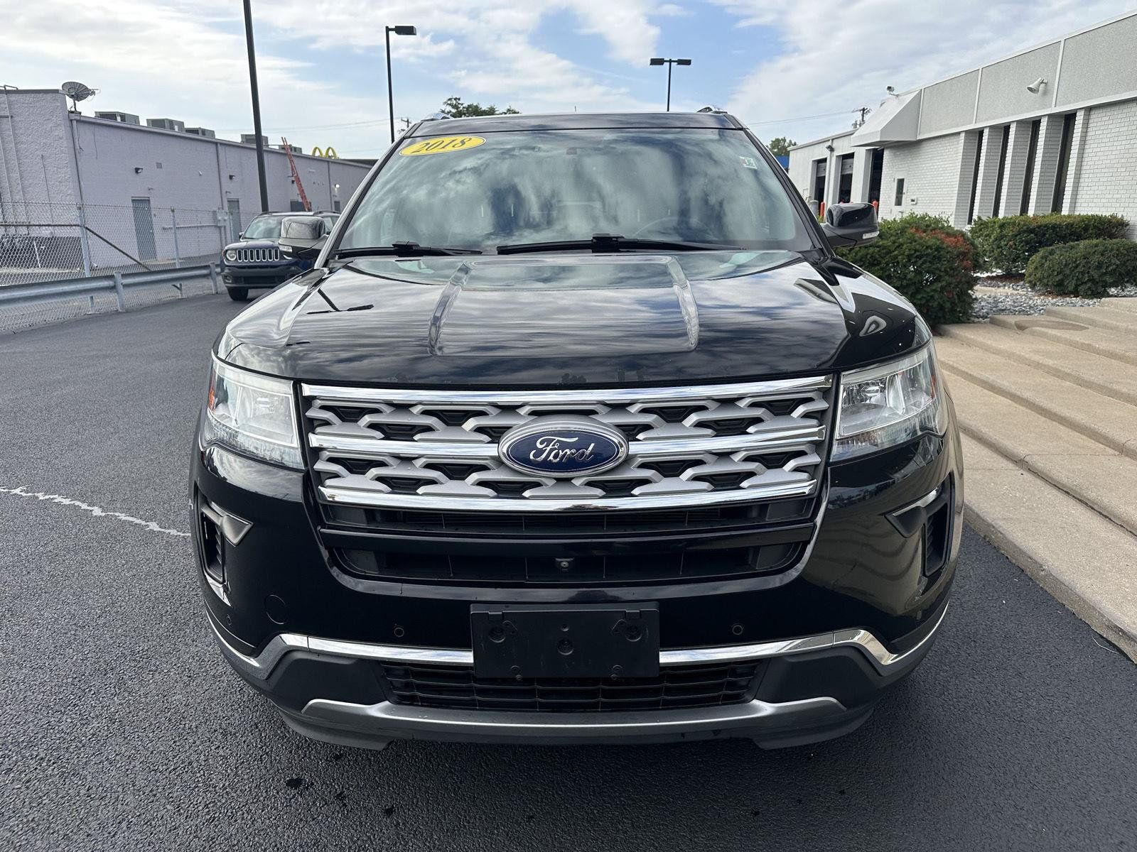 Used 2018 Ford Explorer Limited AWD/4WD image 4