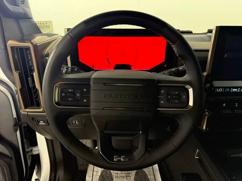 New 2025 GMC Hummer EV 3X w/ Extreme Off-Road Package image 17