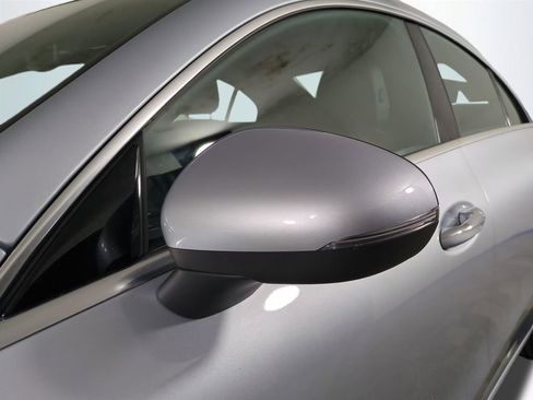 Used 2025 Mercedes-Benz CLA 250 image 12