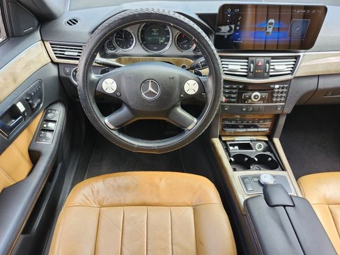 Used 2011 Mercedes-Benz E 350 Sedan image 5