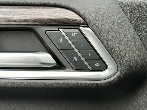 Used 2022 Chevrolet Silverado 1500 LTZ image 25