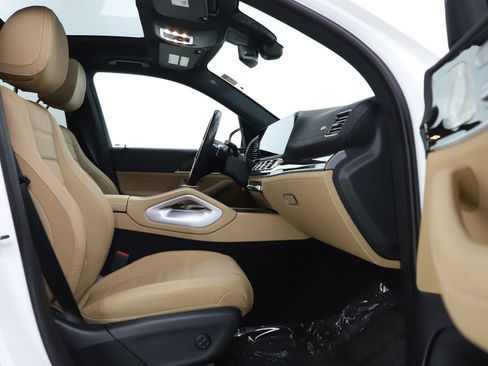 Used 2024 Mercedes-Benz GLE 450 4MATIC image 11