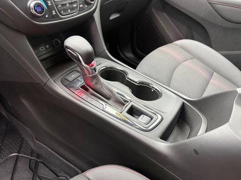 Used 2022 Chevrolet Equinox RS w/ LPO, Floor Liner Package AWD/4WD image 29
