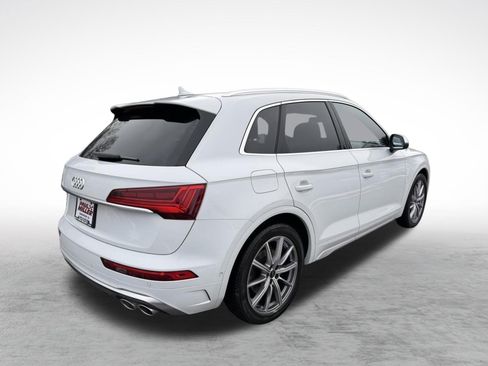 Used 2024 Audi SQ5 Prestige AWD/4WD image 8