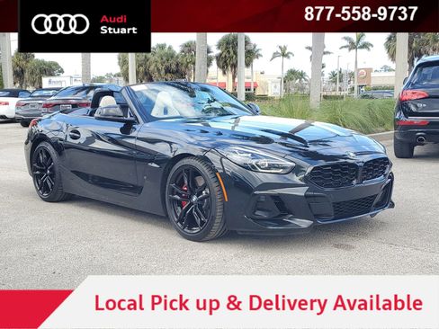 Used 2024 BMW Z4 M40i w/ Premium Package image 1
