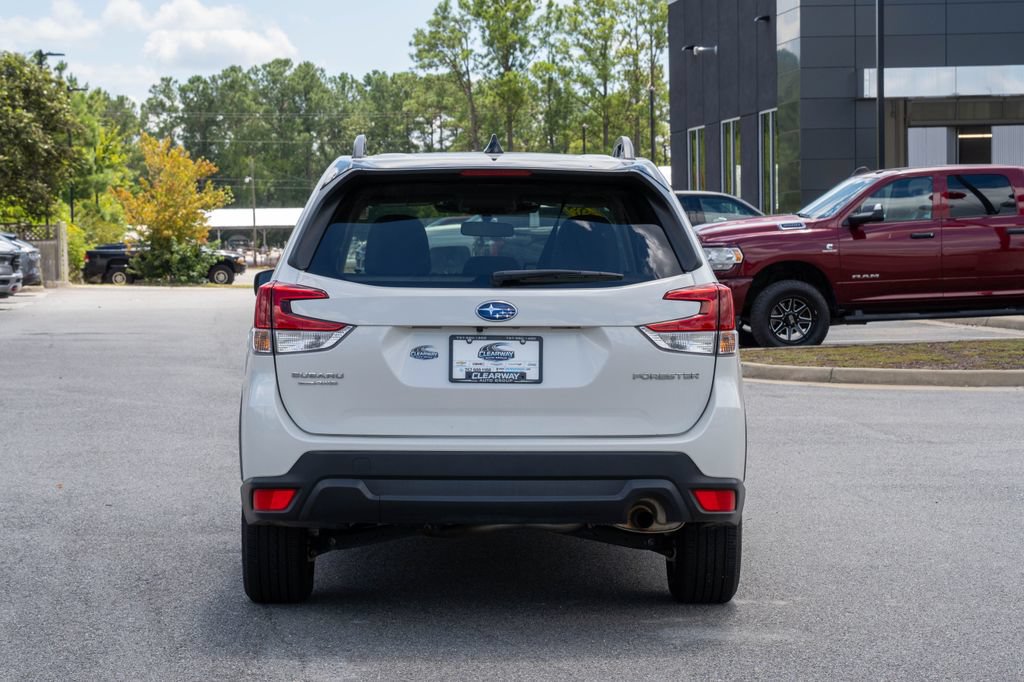Used 2024 Subaru Forester Premium AWD/4WD image 6