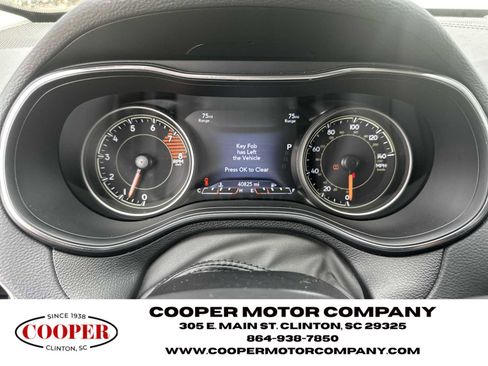 Used 2021 Jeep Cherokee Limited image 30