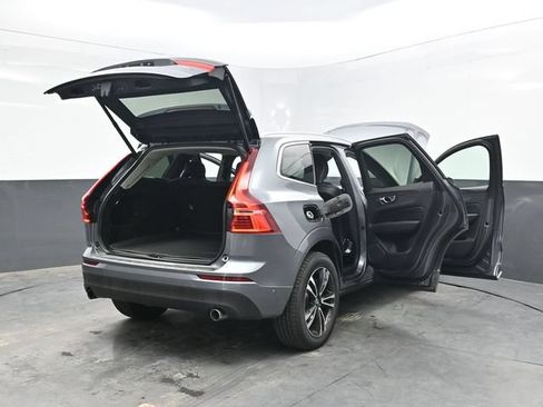 Used 2019 Volvo XC60 T6 Momentum w/ Advanced Package AWD/4WD image 56