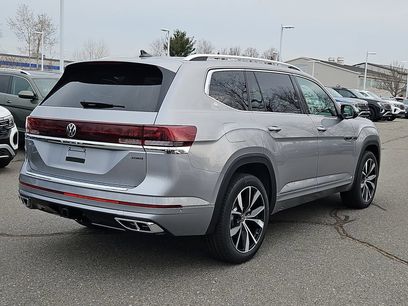 New 2026 Volkswagen Atlas SEL Premium R-Line