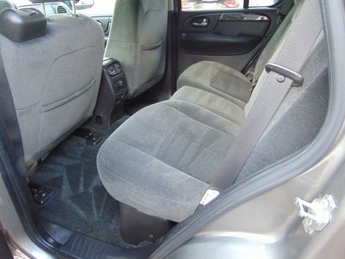 Used 2007 GMC Envoy SLE image 3