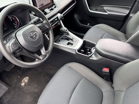 Used 2024 Toyota RAV4 LE image 11