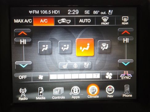 Used 2014 RAM 1500 Laramie w/ Convenience Group image 35