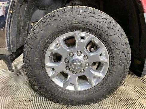 Used 2023 RAM 2500 Laramie AWD/4WD image 30