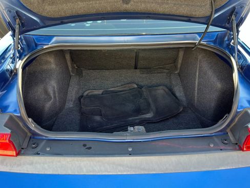 Used 2010 Dodge Challenger SE image 22