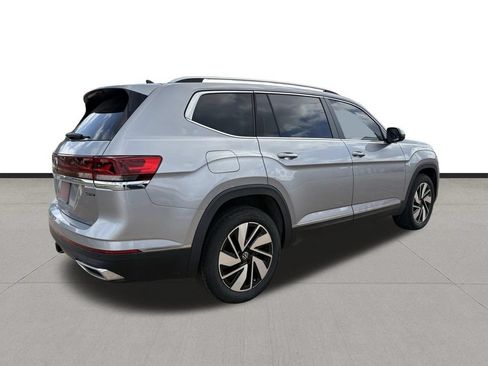 Used 2024 Volkswagen Atlas SEL AWD/4WD image 5
