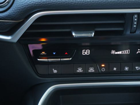 New 2025 MAZDA CX-90 Plug-In Hybrid w/ Preferred image 33