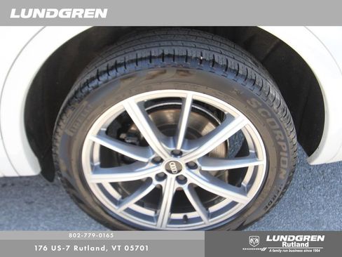 Used 2022 Audi SQ5 Premium w/ Convenience Package AWD/4WD image 14