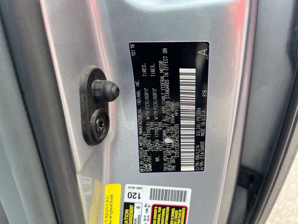Used 2017 Toyota Sienna FWD image 14