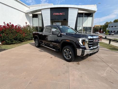 New 2026 GMC Sierra 3500 SLT w/ SLT Premium Package image 1