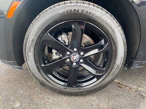 Certified 2024 Buick Enclave Essence w/ Sport Touring Edition image 24