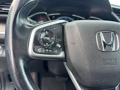 Used 2019 Honda Civic EX image 19