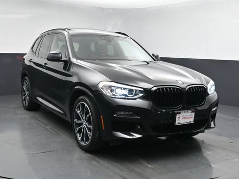 Used 2021 BMW X3 xDrive30i w/ Premium Package Enhanced AWD/4WD image 2