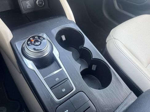 Used 2021 Ford Escape SEL image 27