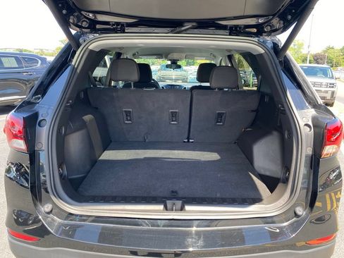 Used 2023 Chevrolet Equinox LT AWD/4WD image 16