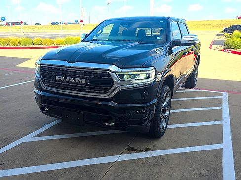 Used 2019 RAM 1500 Limited RWD image 4
