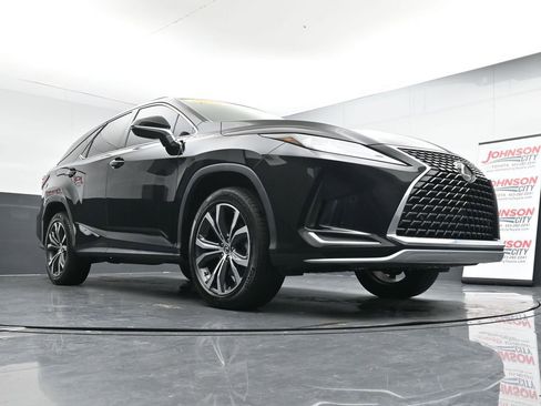 Used 2020 Lexus RX 350L Premium w/ Premium Package image 36