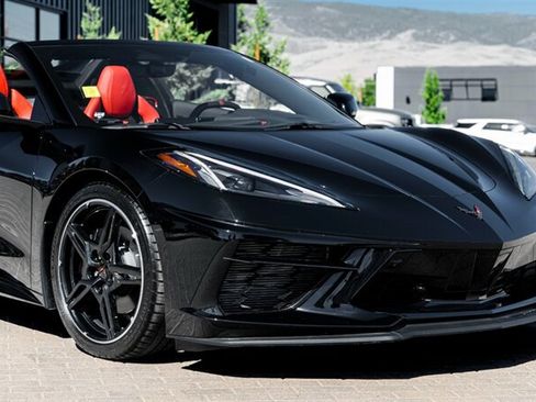 Used 2023 Chevrolet Corvette Stingray Preferred Conv w/ Battery Protection Package RWD image 10