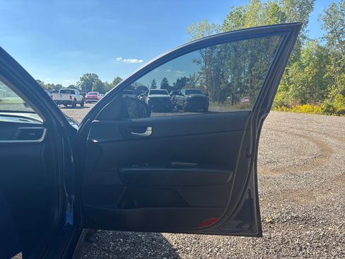 Used 2019 Kia Optima LX image 25