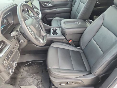 Used 2023 Chevrolet Tahoe Z71 w/ Luxury Package AWD/4WD image 20