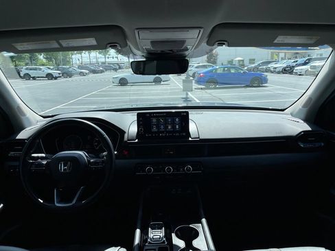 Certified 2025 Honda Pilot EX-L image 10