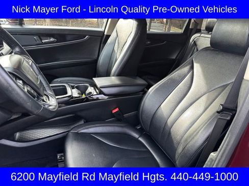 Used 2022 Lincoln Nautilus AWD w/ Premium Package image 25