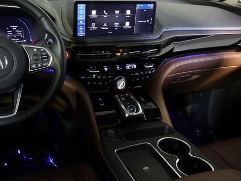 Certified 2026 Acura MDX SH-AWD w/ Advance Package image 17