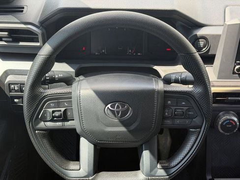 Certified 2026 Toyota Tacoma SR5 AWD/4WD image 11