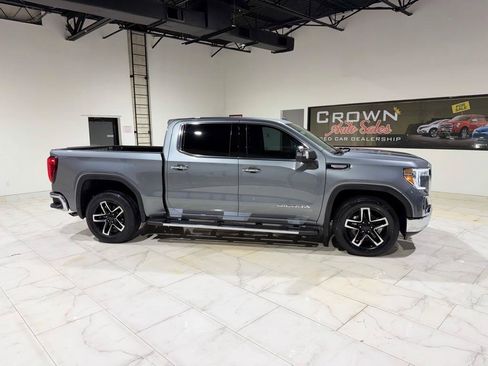 Used 2021 GMC Sierra 1500 SLT RWD image 6