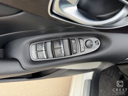 Used 2024 INFINITI Q50 Sensory RWD image 11