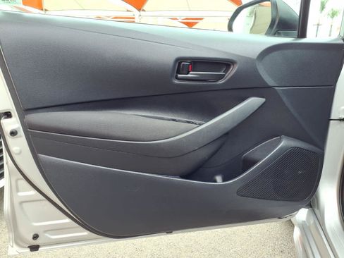 Certified 2025 Toyota Corolla LE FWD image 16