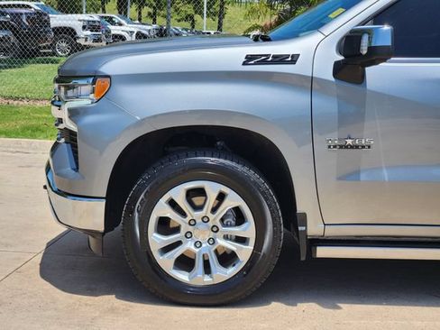 Used 2024 Chevrolet Silverado 1500 LTZ AWD/4WD image 7