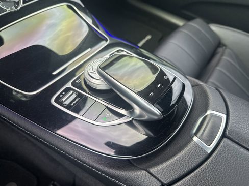 Used 2019 Mercedes-Benz E 450 E 450 image 23