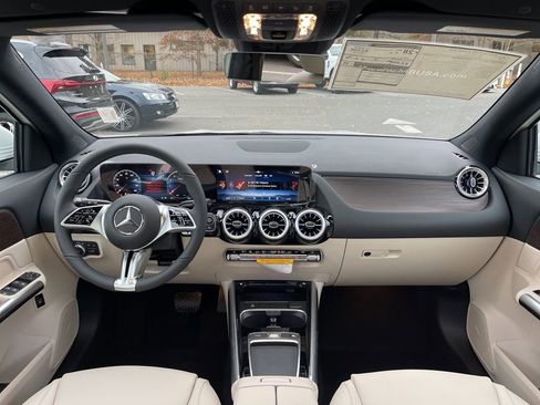 New 2026 Mercedes-Benz GLA 250 4MATIC image 8
